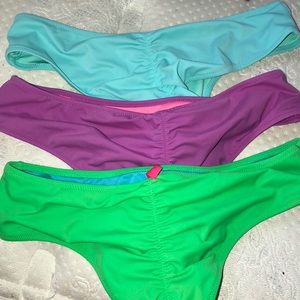Victoria’s Secret bottoms!! ✨✨